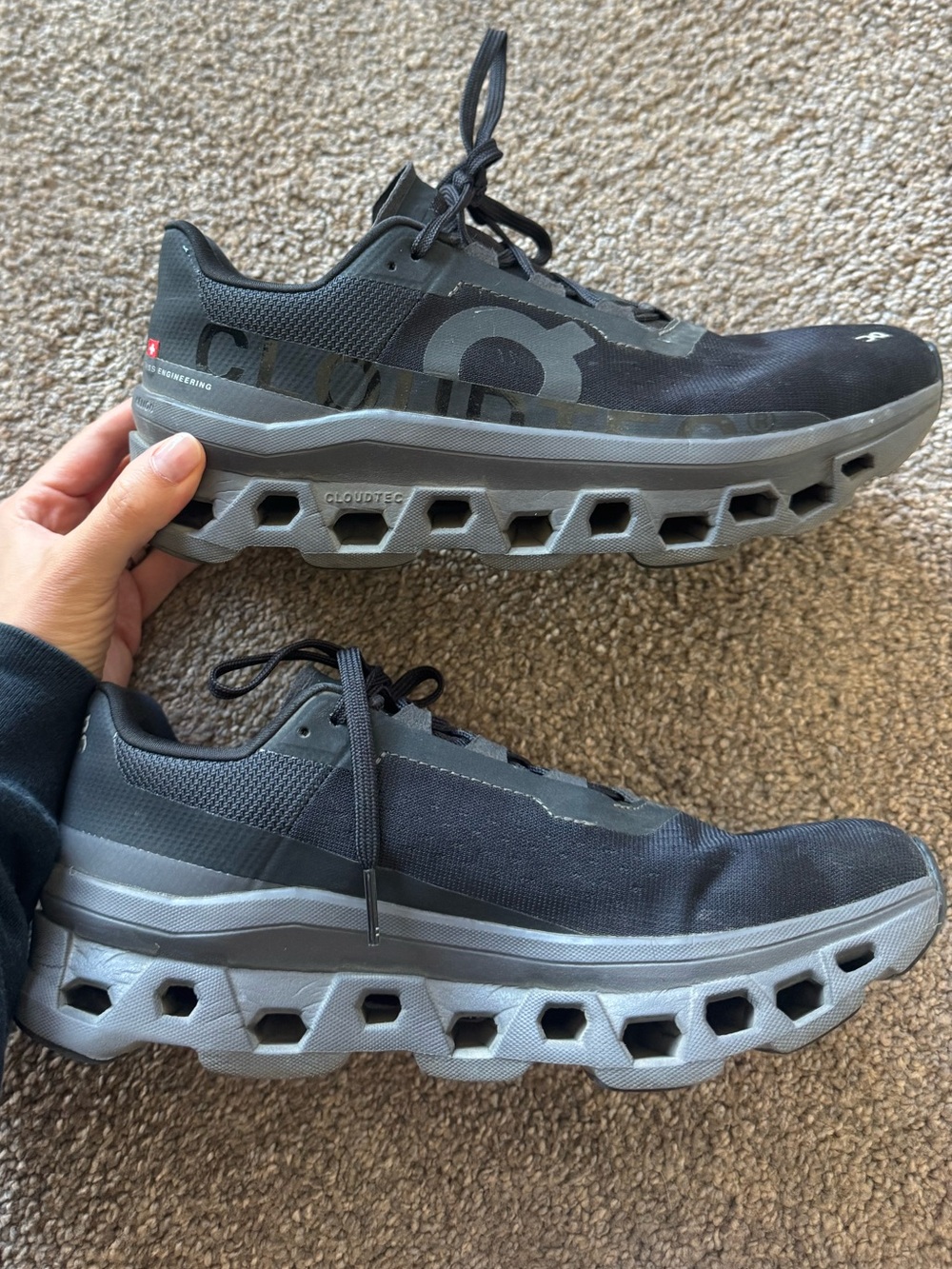 On Running Women's Black and Gray Cloudmonster shoes - Picture 1 of 7